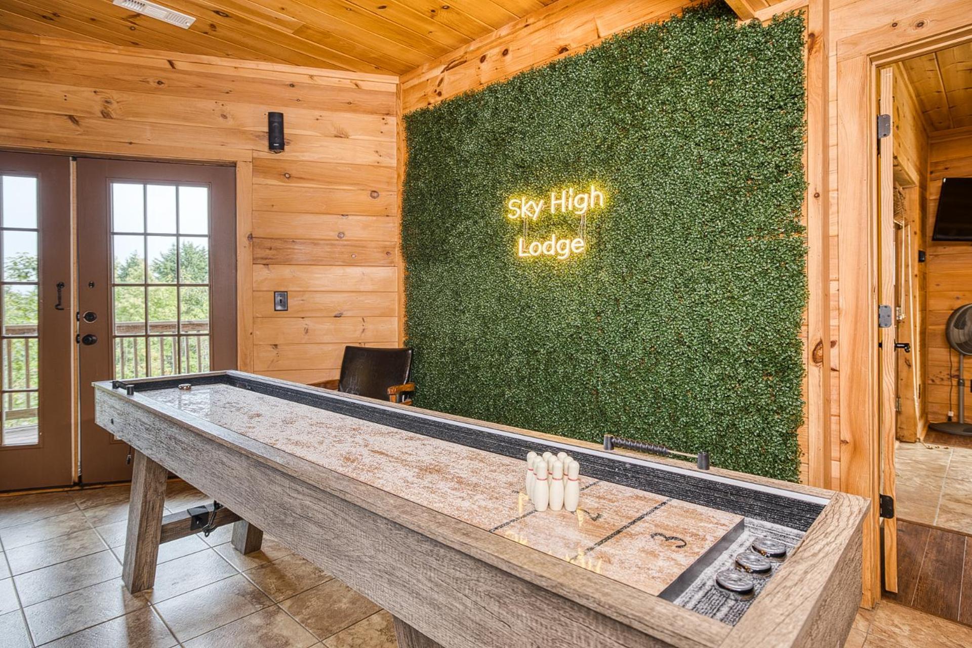 Sky High Lodge By Bk Stays. Large Cabin. Amazing Views. Game Room. Jacuzzi. Six Bedrooms. Sleeps 12 Блу Ридж Екстериор снимка