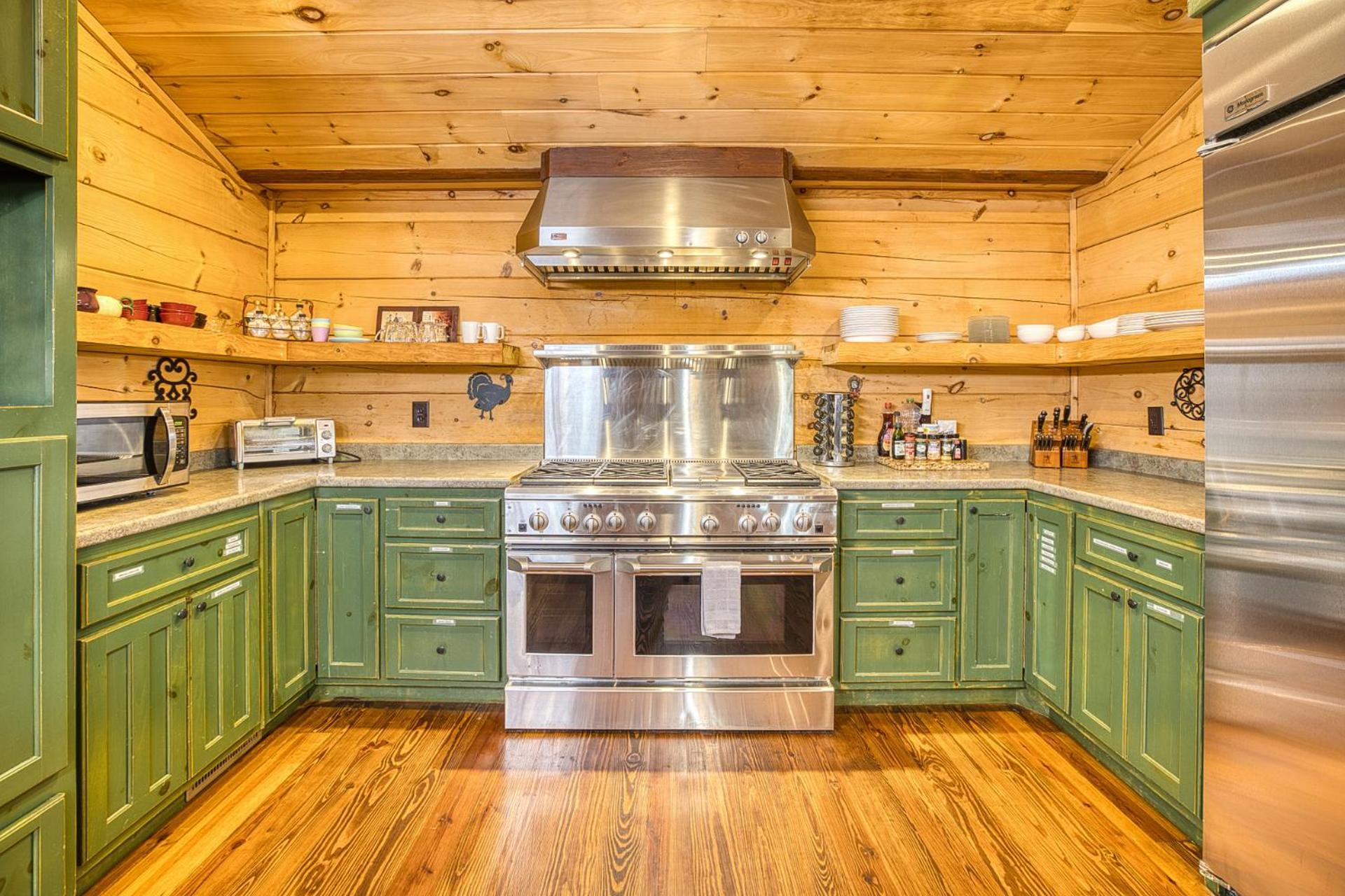 Sky High Lodge By Bk Stays. Large Cabin. Amazing Views. Game Room. Jacuzzi. Six Bedrooms. Sleeps 12 Блу Ридж Екстериор снимка