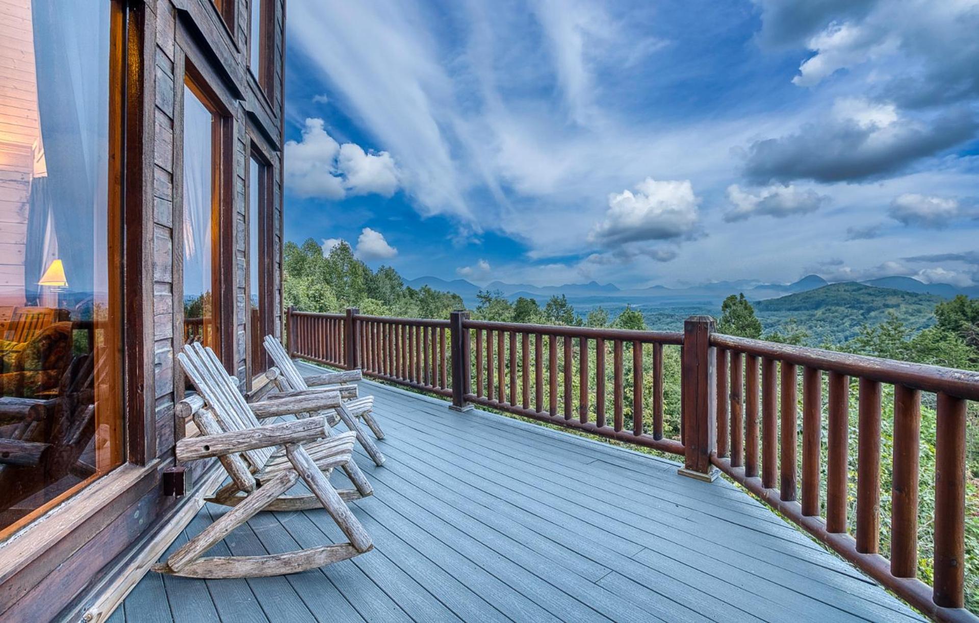 Sky High Lodge By Bk Stays. Large Cabin. Amazing Views. Game Room. Jacuzzi. Six Bedrooms. Sleeps 12 Блу Ридж Екстериор снимка